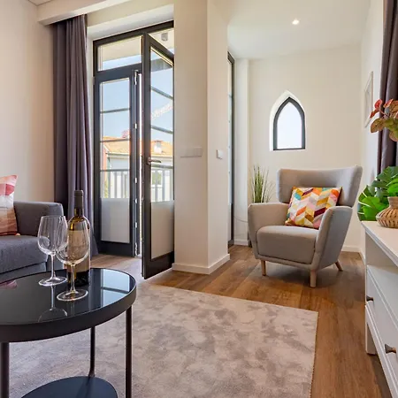 דירה Nortesoul Oldtown - 2 Bedroom 2 Bathroom Apartment! פורטו