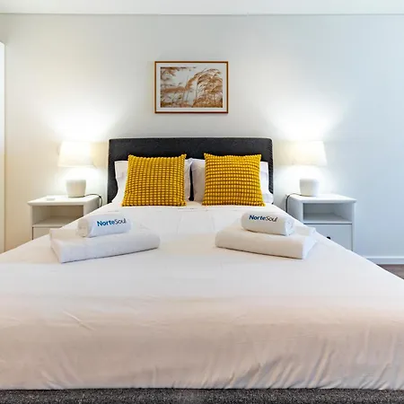 Nortesoul Oldtown - 2 Bedroom 2 Bathroom Apartment! *